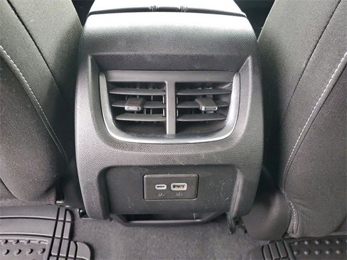 Used 2023 Chevrolet Blazer LT w/ Convenience Package image 12