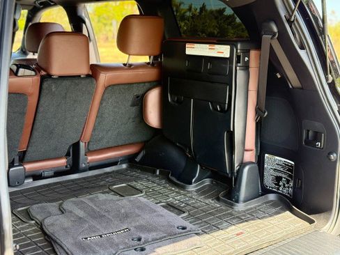 Used 2018 Toyota Land Cruiser w/ Carpet Mat Package AWD/4WD image 38
