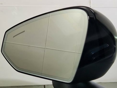 New 2026 Volvo EX30 Plus w/ Climate Package RWD image 13