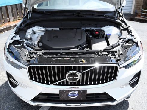 Used 2023 Volvo XC60 B6 Ultimate w/ Protection Package Premier AWD/4WD image 20