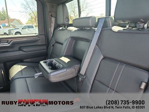 Used 2024 Chevrolet Silverado 3500 High Country w/ High Country Premium Package image 31