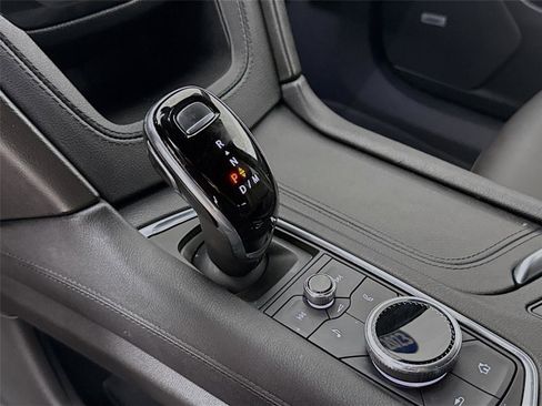 Used 2023 Cadillac XT6 Luxury image 17