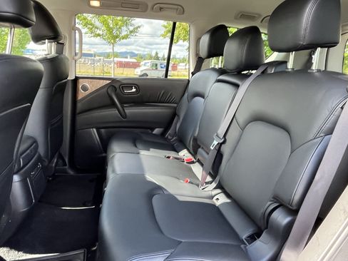 Used 2022 Nissan Armada SL AWD/4WD image 15