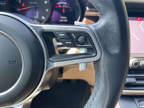 Used 2020 Porsche Macan AWD/4WD image 24
