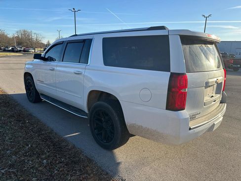 Used 2019 Chevrolet Suburban Premier image 9