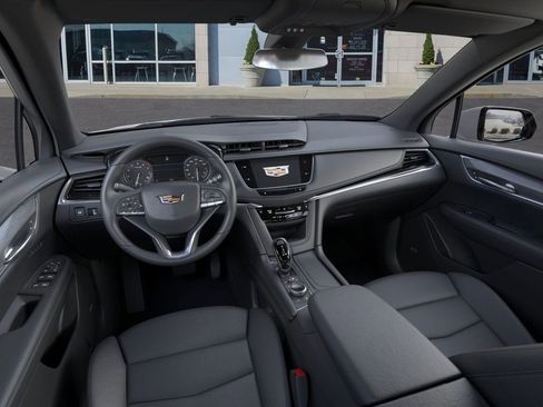 New 2025 Cadillac XT6 Luxury image 15