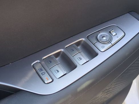 Certified 2025 Hyundai Palisade SEL AWD/4WD image 11