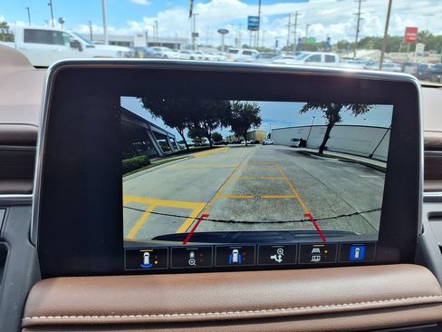 Used 2023 Chevrolet Tahoe High Country RWD image 30