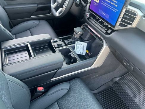 New 2025 Toyota Tundra Limited AWD/4WD image 14