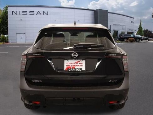 New 2026 Nissan Kicks SV w/ SV Premium Package AWD/4WD image 4