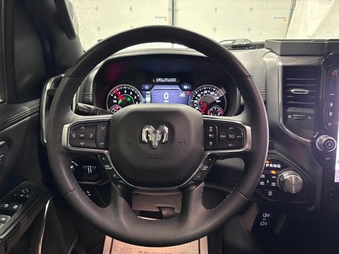Used 2025 RAM 1500 Laramie AWD/4WD image 18