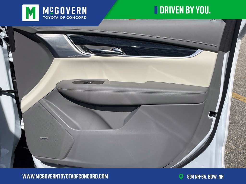 Used 2025 Cadillac XT6 Premium Luxury AWD/4WD image 40
