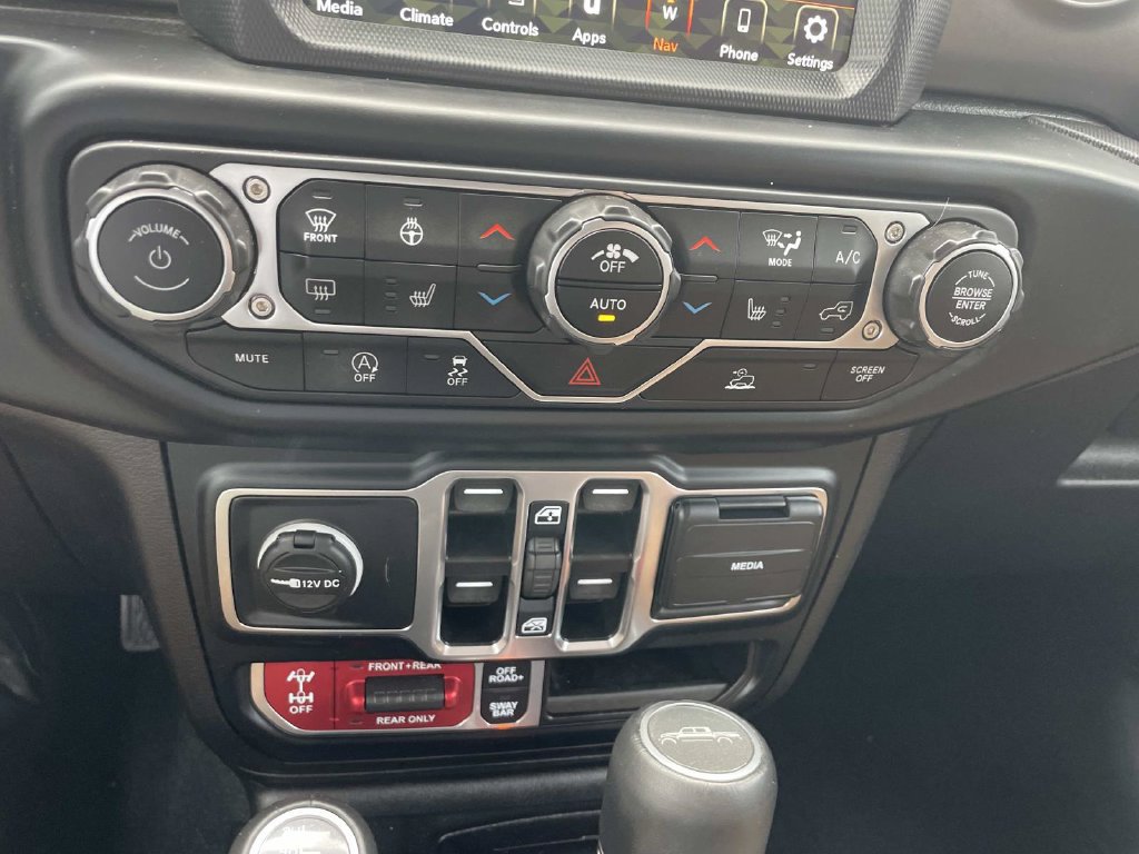 Used 2023 Jeep Gladiator Rubicon w/ Cold Weather Group AWD/4WD image 22