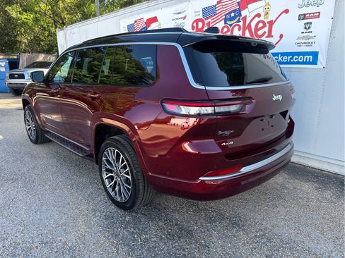 New 2026 Jeep Grand Cherokee L Summit AWD/4WD image 8