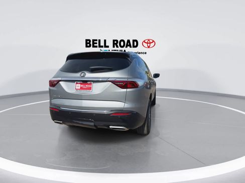 Used 2024 Buick Enclave Premium image 7