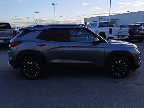 Used 2022 Chevrolet TrailBlazer LT image 9