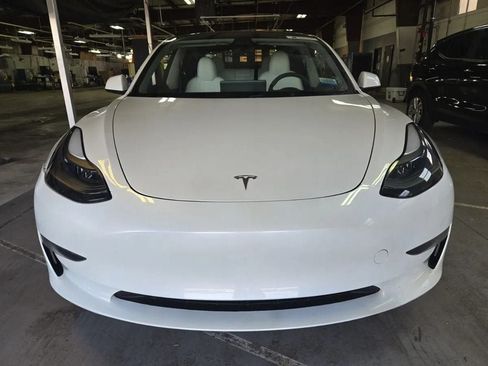 Used 2023 Tesla Model 3 Standard Range RWD image 2