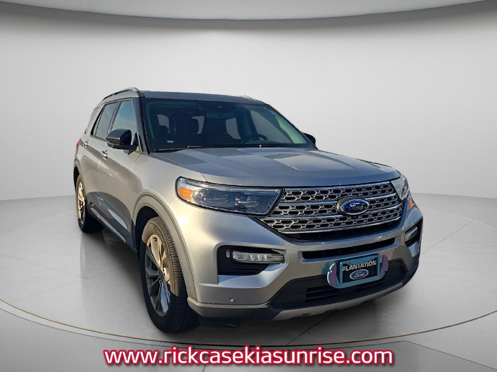 Used 2021 Ford Explorer Limited w/ Equipment Group 301A RWD image 3