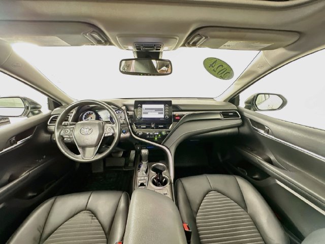 Used 2024 Toyota Camry SE w/ Cold Weather Package AWD/4WD image 3