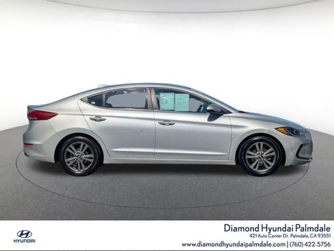 Used 2018 Hyundai Elantra SEL image 8