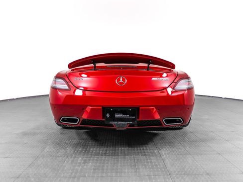 Used 2012 Mercedes-Benz SLS AMG Roadster image 4
