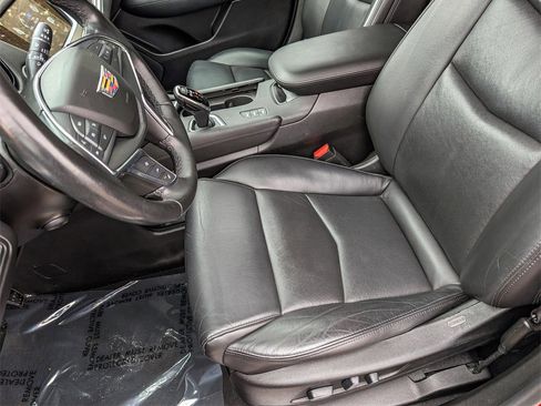 Used 2019 Cadillac XT5 Premium Luxury image 9