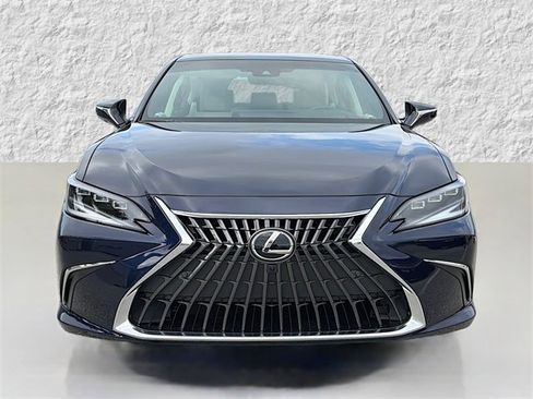 New 2025 Lexus ES 350 Ultra Luxury image 8