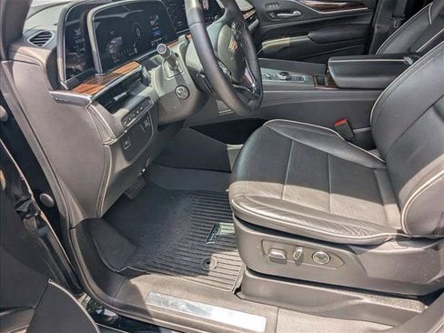 Used 2023 Cadillac Escalade Premium Luxury w/ LPO, Floor Liner Package AWD/4WD image 17