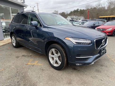 Used 2019 Volvo XC90 T5 Momentum w/ Advanced Package image 3