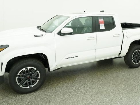 New 2026 Toyota Tacoma TRD Sport AWD/4WD image 2