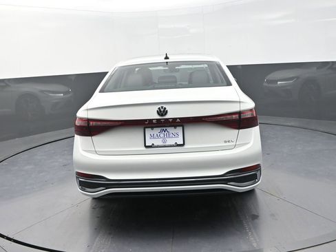 New 2026 Volkswagen Jetta SEL image 9