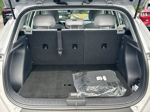 Certified 2026 Hyundai Kona SE FWD image 18