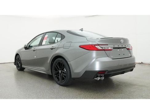 New 2026 Toyota Camry SE image 21