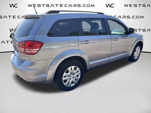 Used 2019 Dodge Journey SE FWD image 33