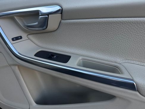 Used 2013 Volvo S60 T5 image 17