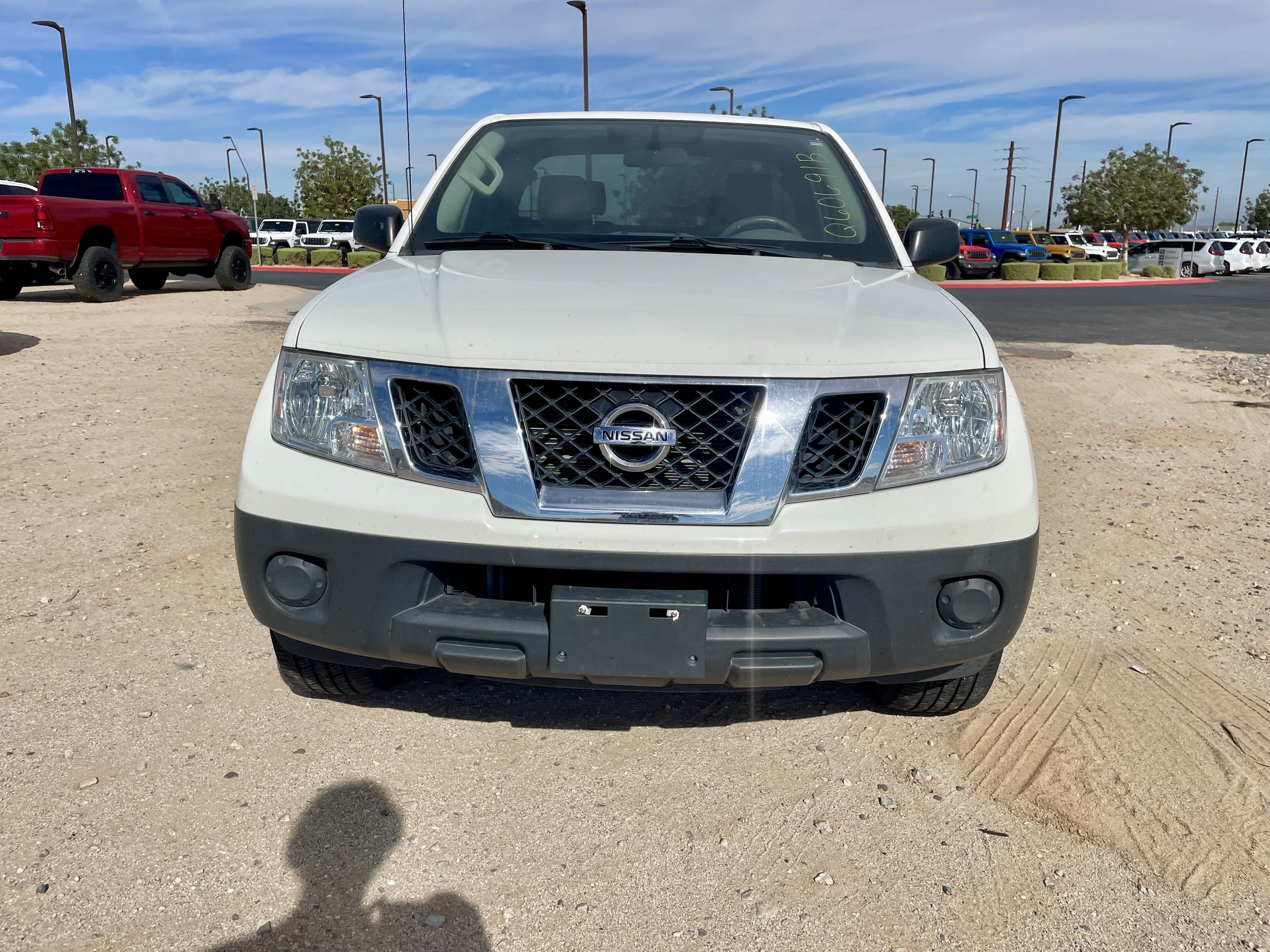 Used 2020 Nissan Frontier S RWD image 8