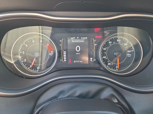 Used 2020 Jeep Cherokee Latitude Plus AWD/4WD image 14