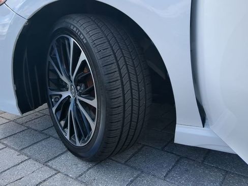 Used 2019 Toyota Camry SE FWD image 31