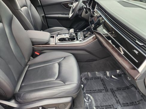 Used 2023 Audi Q7 3.0T Premium Plus image 3