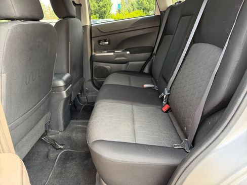 Used 2021 Mitsubishi Outlander Sport SE FWD image 33