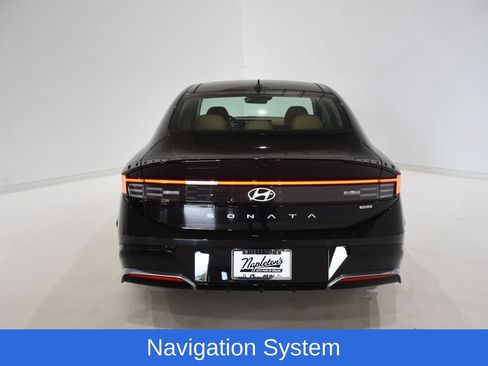 New 2025 Hyundai Sonata Limited FWD image 5