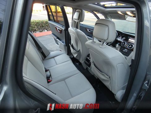 Used 2013 Mercedes-Benz GLK 350 4MATIC image 21