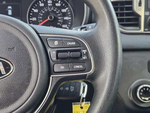 Used 2019 Kia Sportage LX image 28