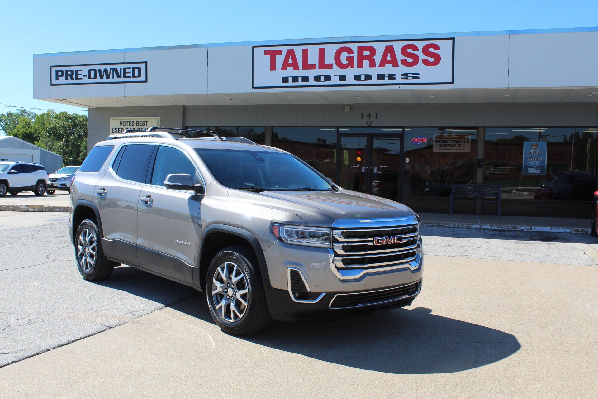Used 2023 GMC Acadia SLT FWD image 60