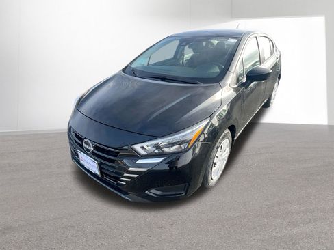 Used 2025 Nissan Versa S w/ Trunk Package FWD image 24