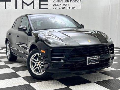 Used 2020 Porsche Macan AWD/4WD image 1