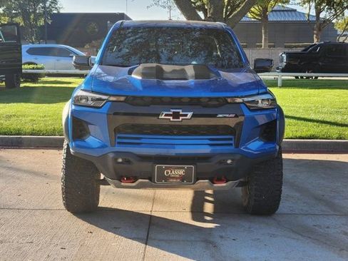 Used 2024 Chevrolet Colorado ZR2 w/ ZR2 Convenience Package III image 11