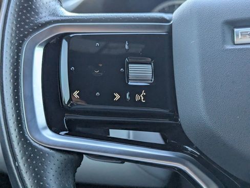 Used 2022 Land Rover Range Rover Evoque R-Dynamic S image 22