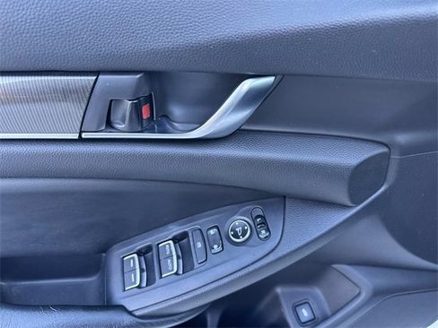 Certified 2018 Honda Accord Sport image 20