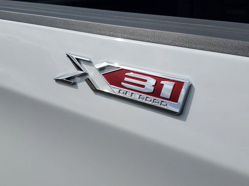 Certified 2025 GMC Sierra 1500 Elevation w/ Elevation Premium Package AWD/4WD image 37